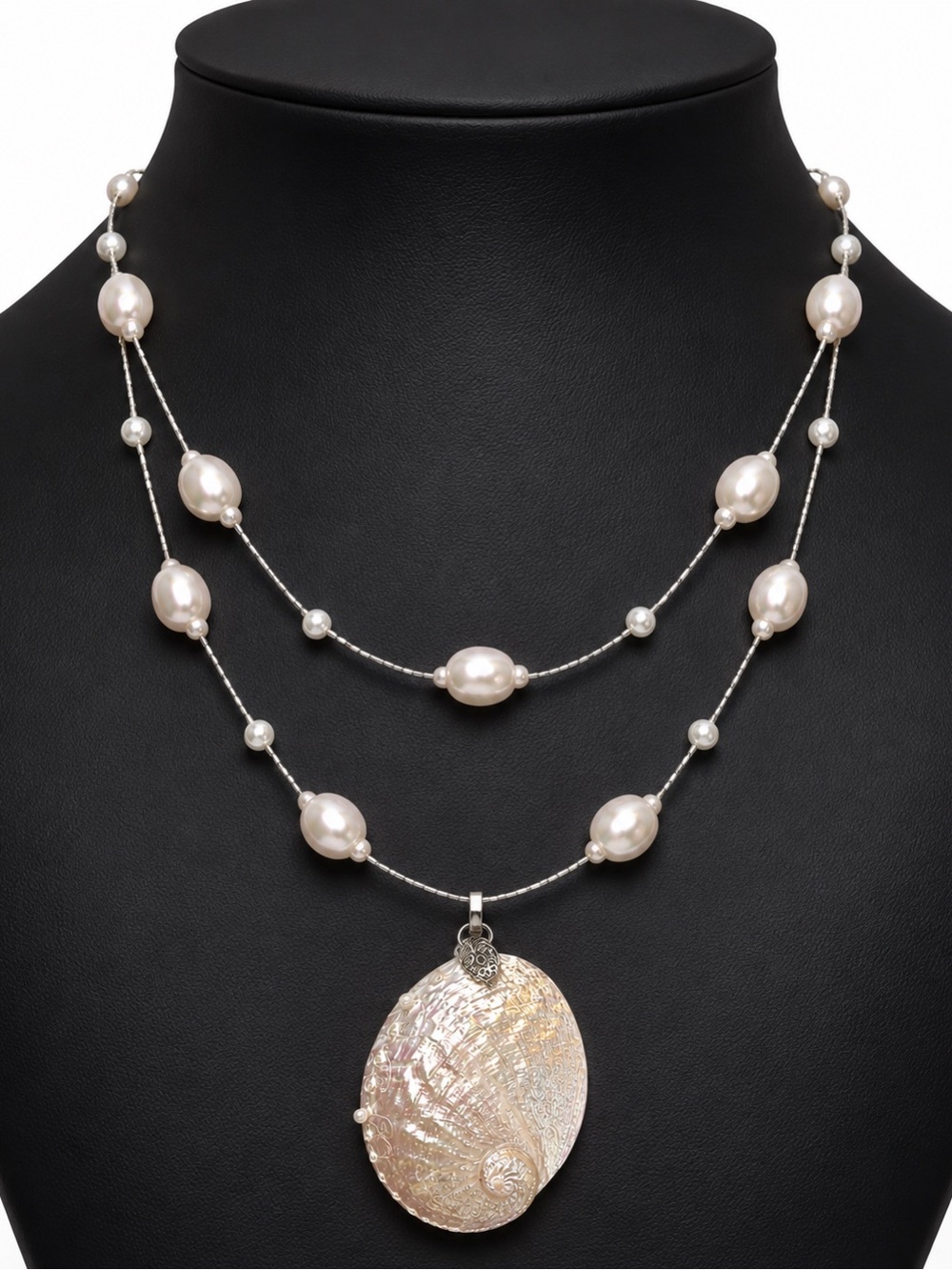 Long Pearl Shell Pendant Necklace – Elegant Statement Jewelry